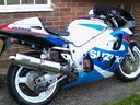 Suzuki_SRAD_Stainless_Road_Legal_Exhaust_-_Mike_Openshaw-800.jpg