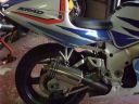 Suzuki_GSXR_SRAD_A16_Stubby_Stainless_Exhaust_with_Traditional_Outlet_-_Steve_2-800.jpg